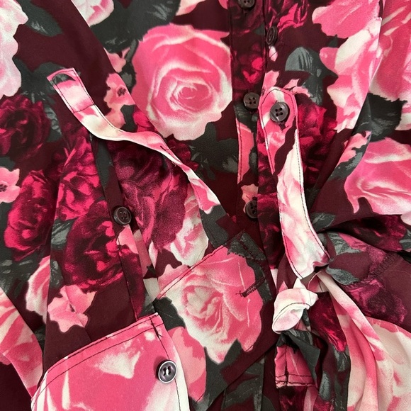 New York & Company Floral Pink Burgundy Roll Tab Sleeve Floral Button Down XL - Picture 6 of 17
